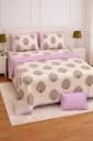 20251225_1827_Elegant Bedding Display_remix_01kdasajp4fcnvn40kxse0c0nw.webp